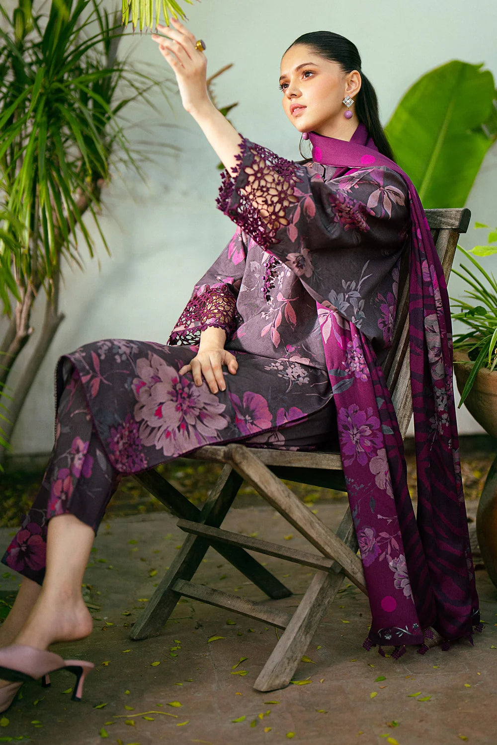 3PCS Printed Lawn Suit Berry Bloom – Unstitched