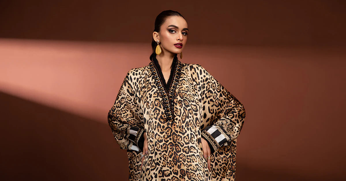 3 PCS Karandi Suit Luxe Leopard - Unstitched